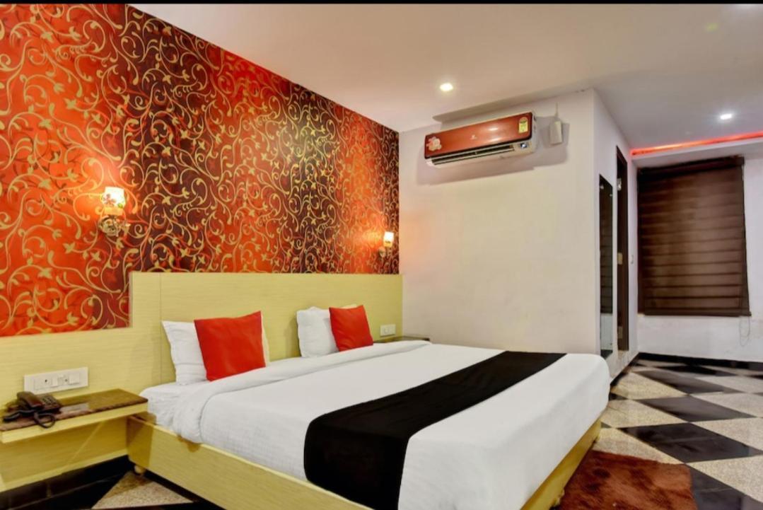 Hotel Citi Club Kánpur Exteriér fotografie