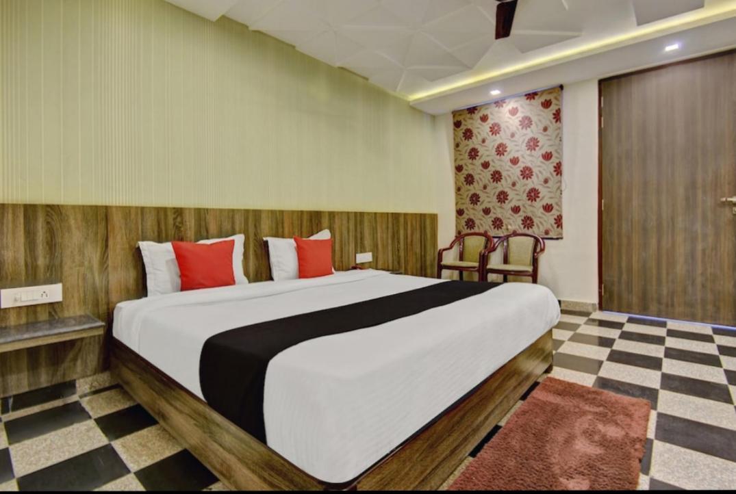 Hotel Citi Club Kánpur Exteriér fotografie